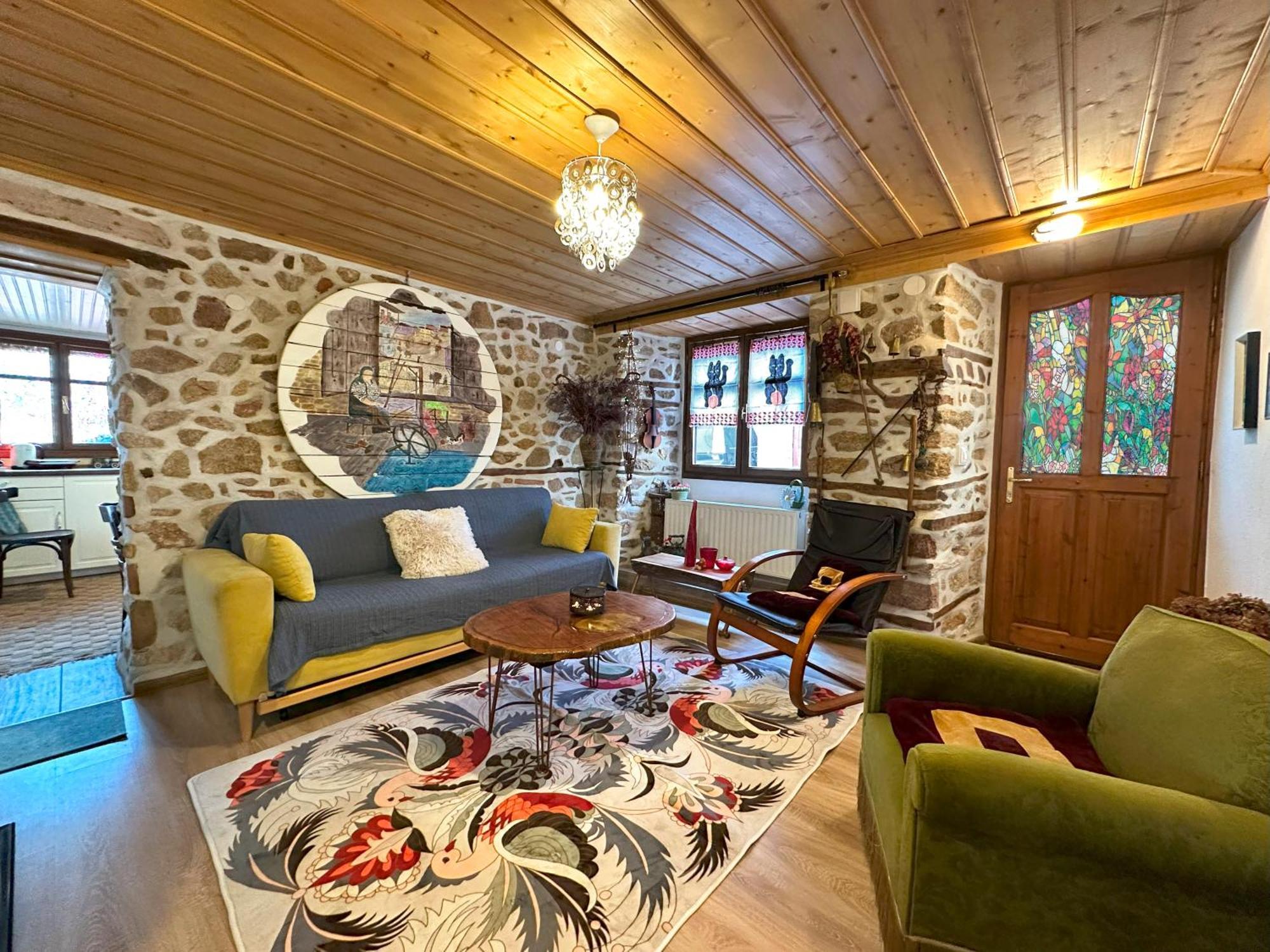 Вілла Renovated Old Manor House With Yard Арнея Екстер'єр фото